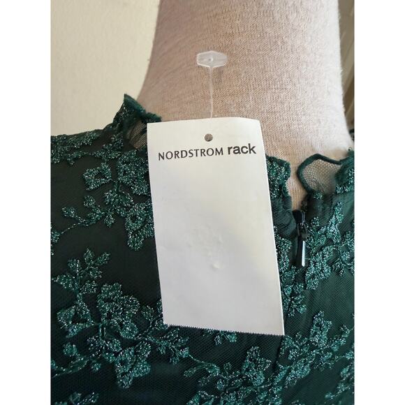 Rachel Parcell Lace Tiered Dress โ Emerald Green โ Size M โ New with Tags - Picture 3 of 3